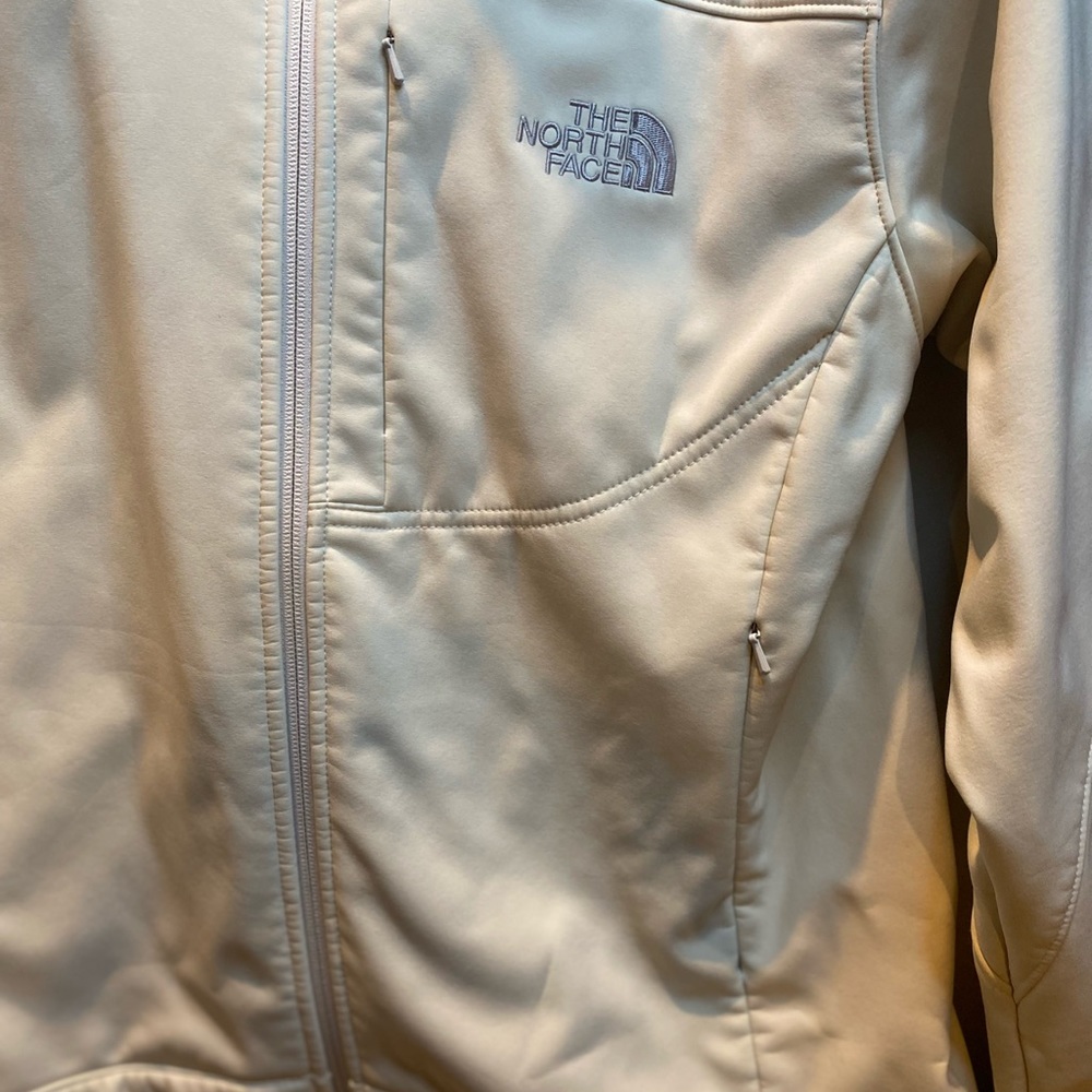 The North Face Jacket - Picture 4 of 9